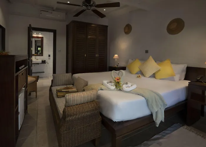 D'anse Boileau & Restaurant Chez Plume Hotel 4*