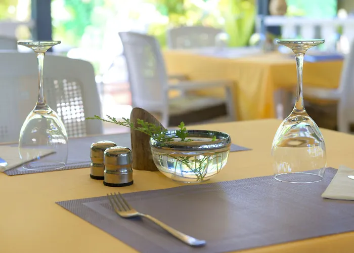 D'anse Boileau & Restaurant Chez Plume Anse Boileau