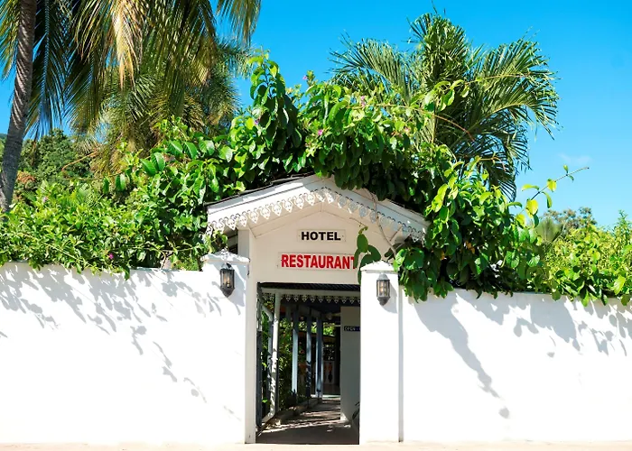 Hotel D'anse Boileau & Restaurant Chez Plume Anse Boileau